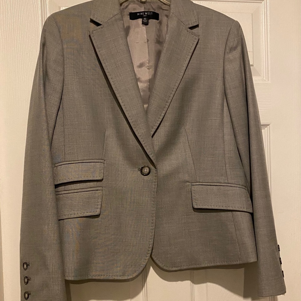 Nine West light gray blazer